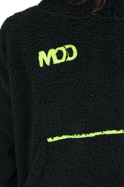 Jump Pocket MOD Black Short Hoodie Blanket